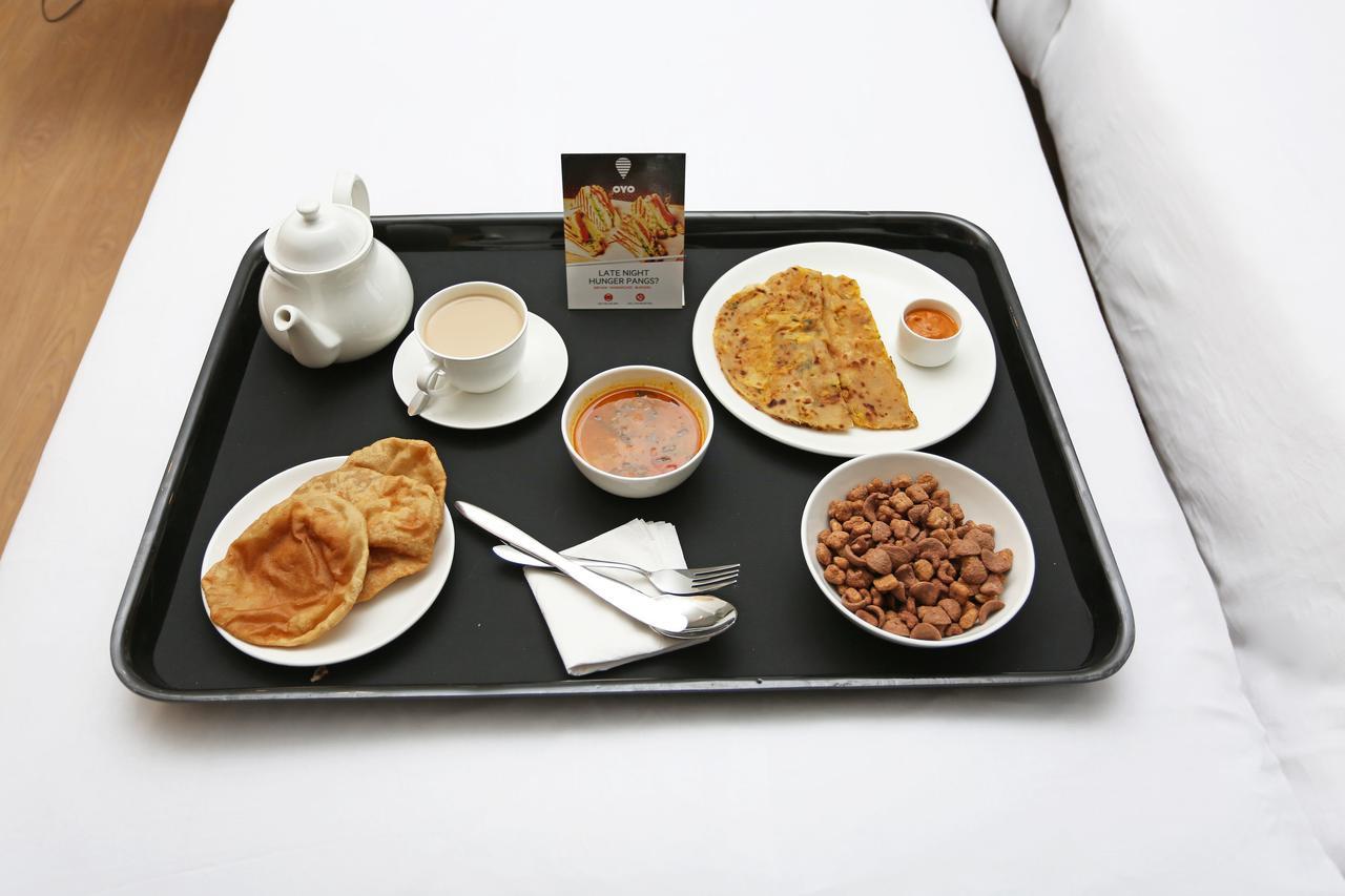Hotel Le Princess @ Airport New Delhi Buitenkant foto