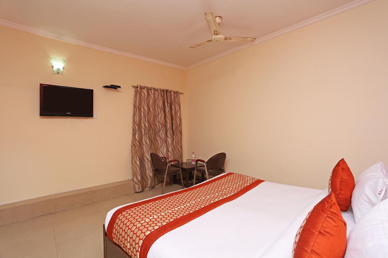Hotel Le Princess @ Airport New Delhi Buitenkant foto