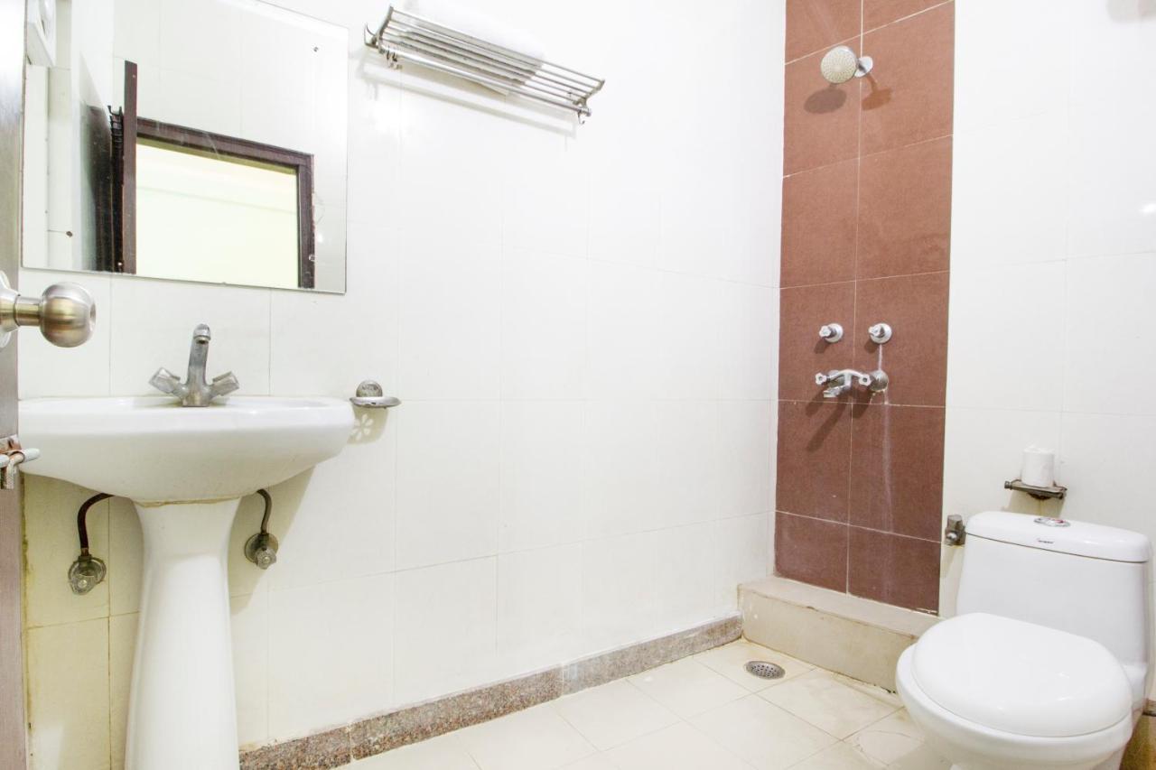 Hotel Le Princess @ Airport New Delhi Buitenkant foto