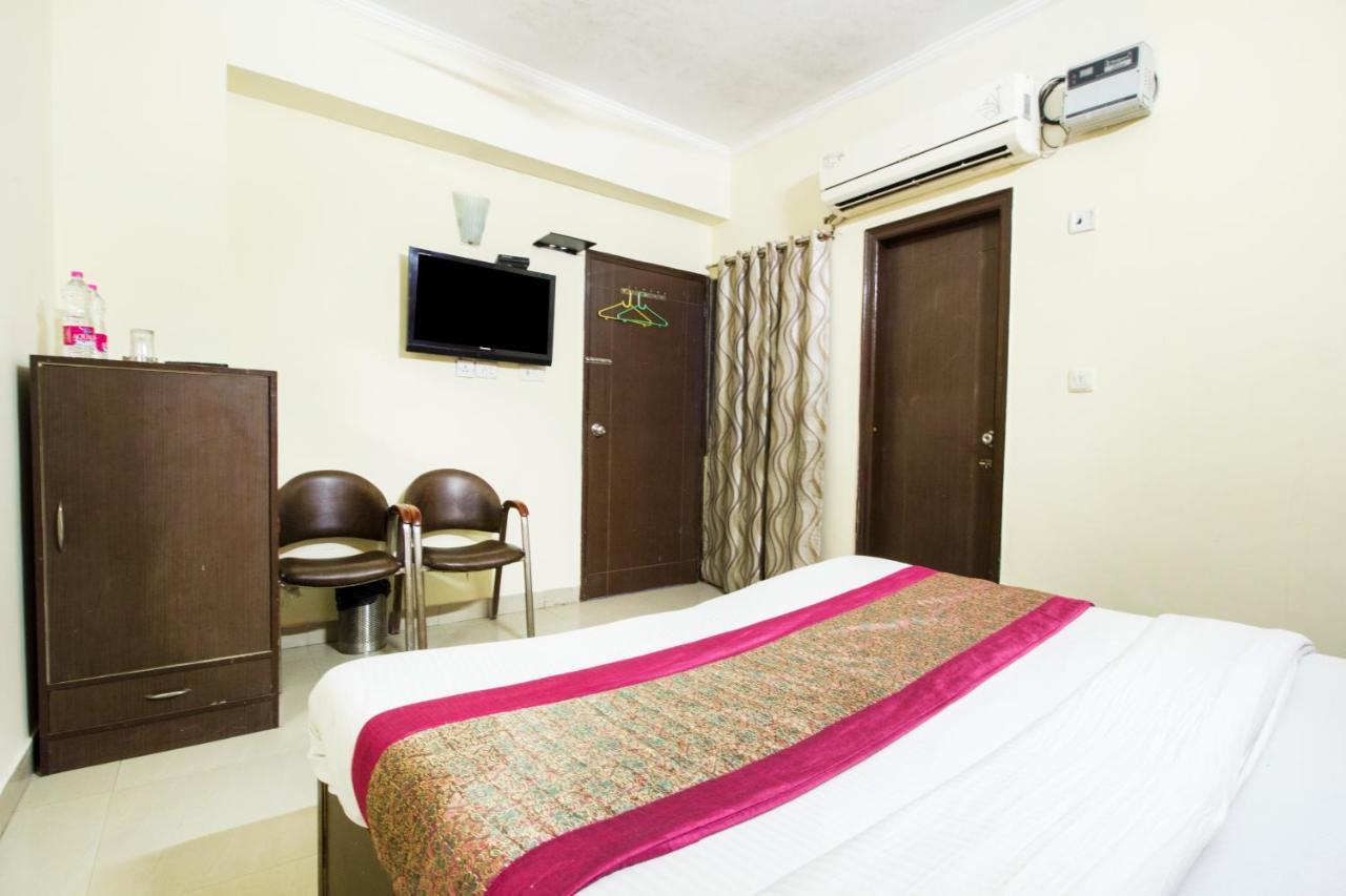 Hotel Le Princess @ Airport New Delhi Buitenkant foto