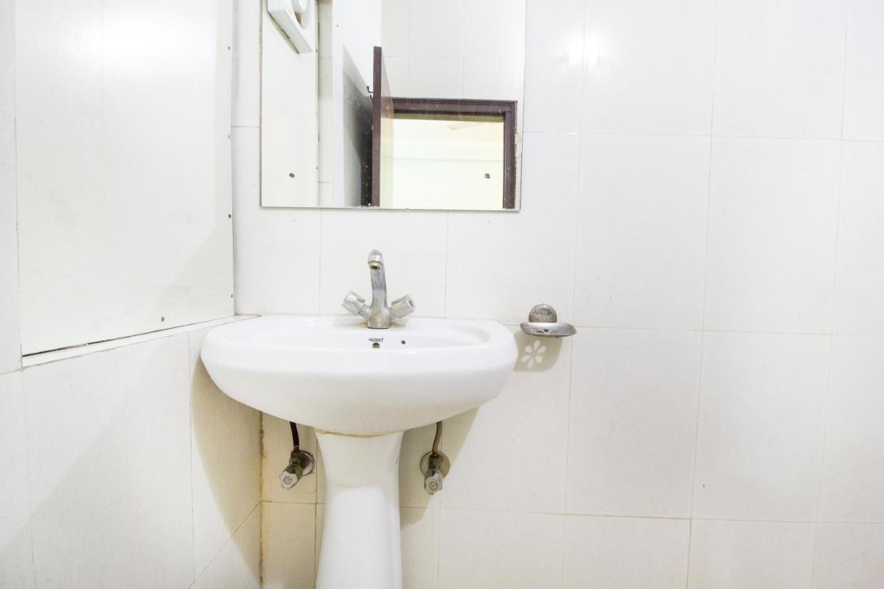 Hotel Le Princess @ Airport New Delhi Buitenkant foto